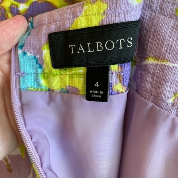 TALBOTS Skirt Size 4 VGUC Lavender floral pattern - Picture 5 of 7